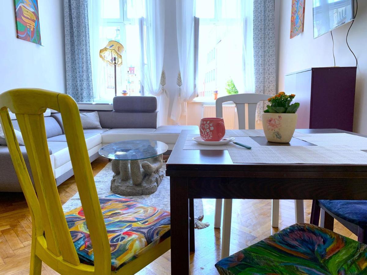 Rynekart Apartment Świdnica Exteriör bild