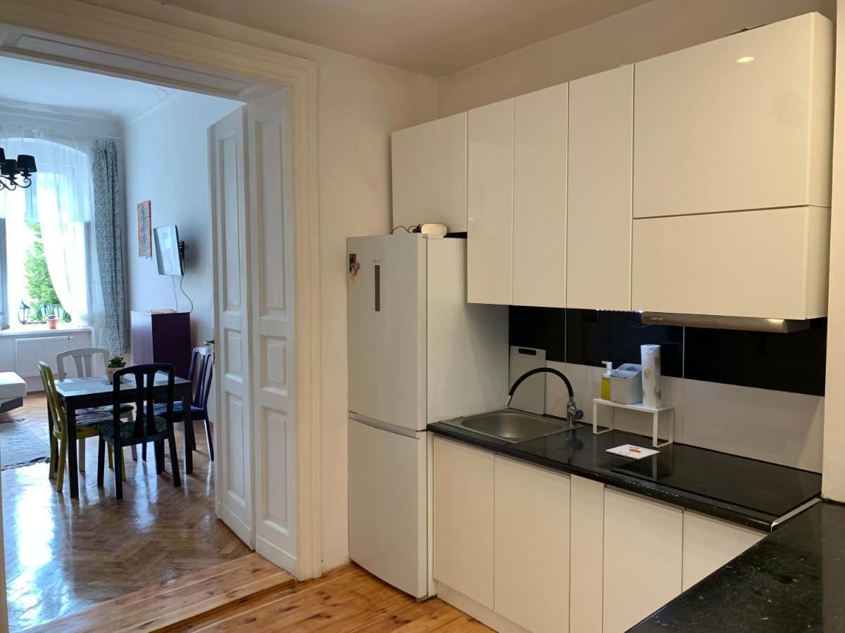 Rynekart Apartment Świdnica Exteriör bild